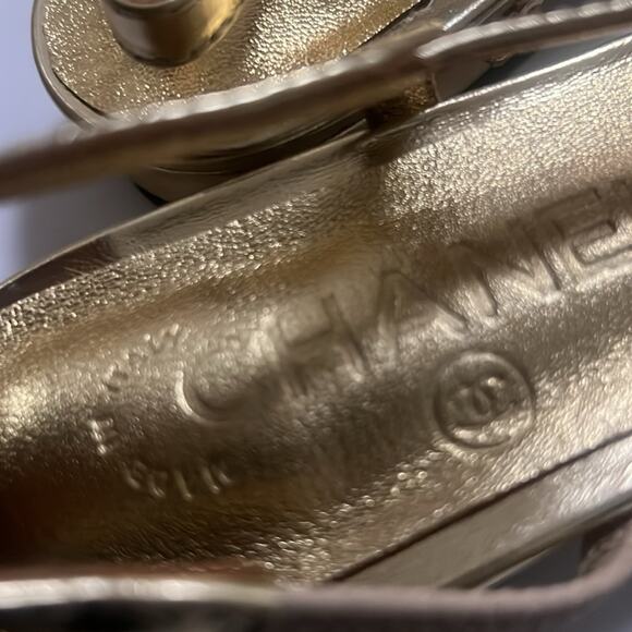 CHANEL LAMINATED LAMBSKIN GROSGRAIN‎ CAP TOE CC SLINGBACK FLATS SZ 37 - Picture 8 of 10